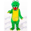 Crocodile vert avec costume de mascotte adulte animal de grande bouche