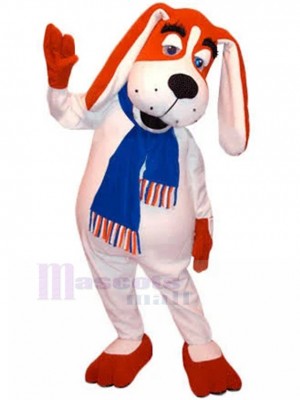 Costume de mascotte de chien rouge et blanc aux longues oreilles avec écharpe bleue animal
