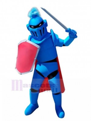 Chevalier bleu avec costume de mascotte Bouclier rouge Personnes