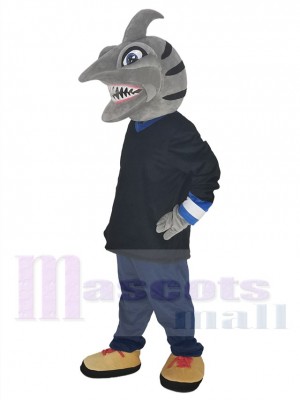 Requin gris en chemise noire Costume de mascotte