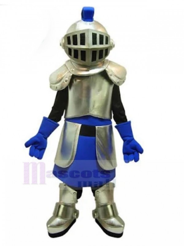 médiéval chevalier costume